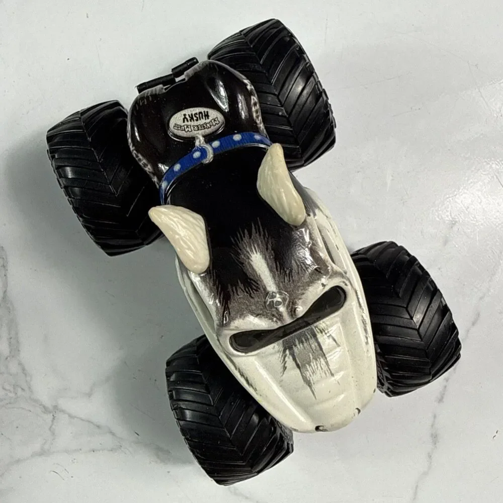 Hot Wheels Monster Jam Monster Mutt Dalmatian Truck 1/64 Diecast White EUC